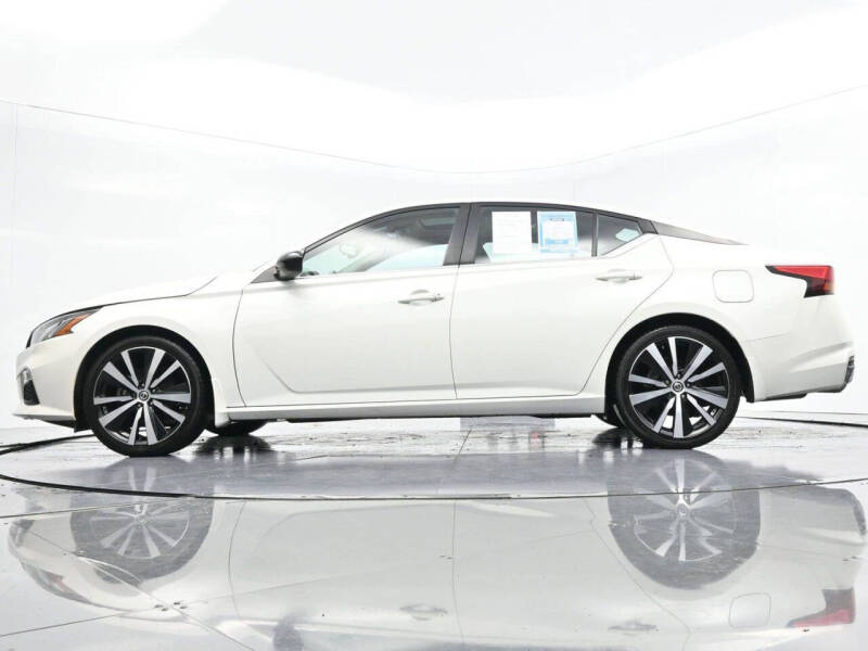 2021 Nissan Altima 2.5 SR