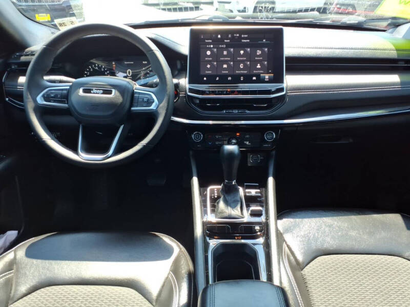 2023 Jeep Compass Altitude