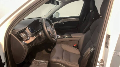 2025 Volvo XC90 B6 Plus Bright Theme 7P