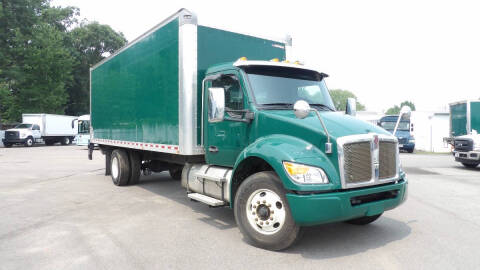2023 Kenworth T280