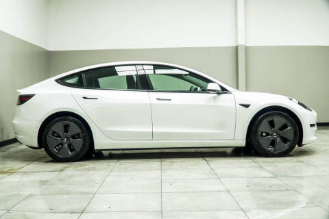 2021 Tesla Model 3 Standard Range Plus