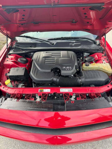 2015 Dodge Challenger SXT Plus