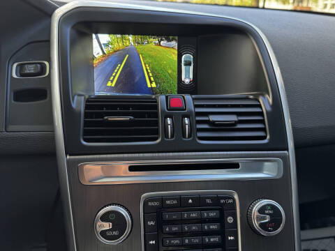 2016 Volvo XC60 T6 Drive-E