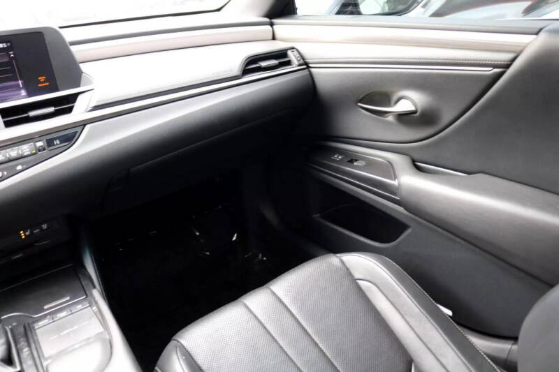 2019 Lexus ES 350 F SPORT