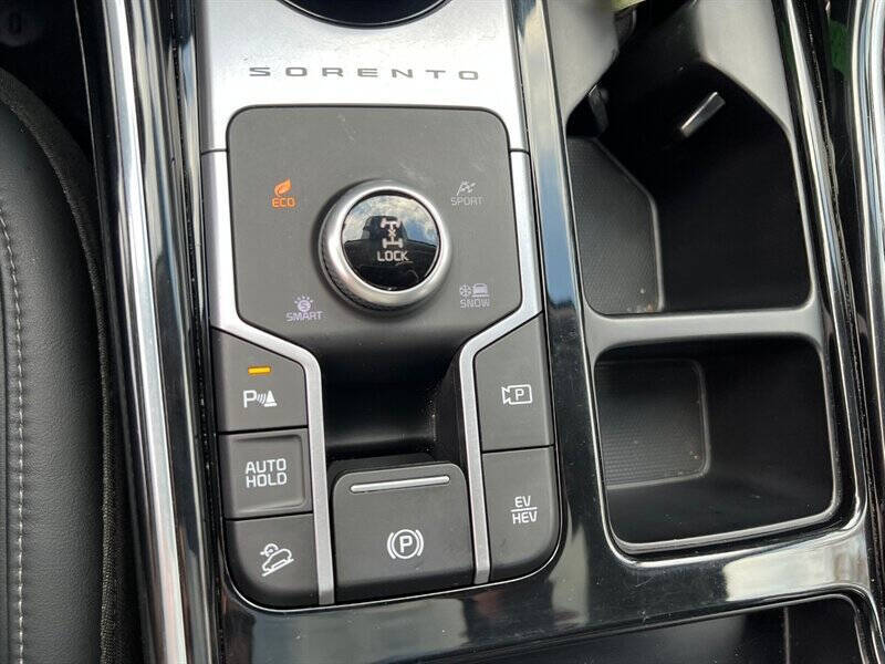 2022 Kia Sorento Plug-In Hybrid SX