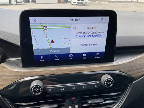 2020 Ford Escape Titanium