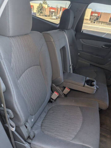 2016 Chevrolet Traverse LS