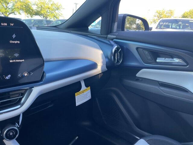 2026 Chevrolet Equinox EV LT 2