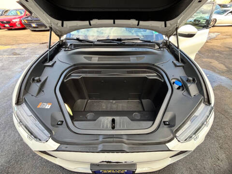 2021 Ford Mustang Mach-E Select