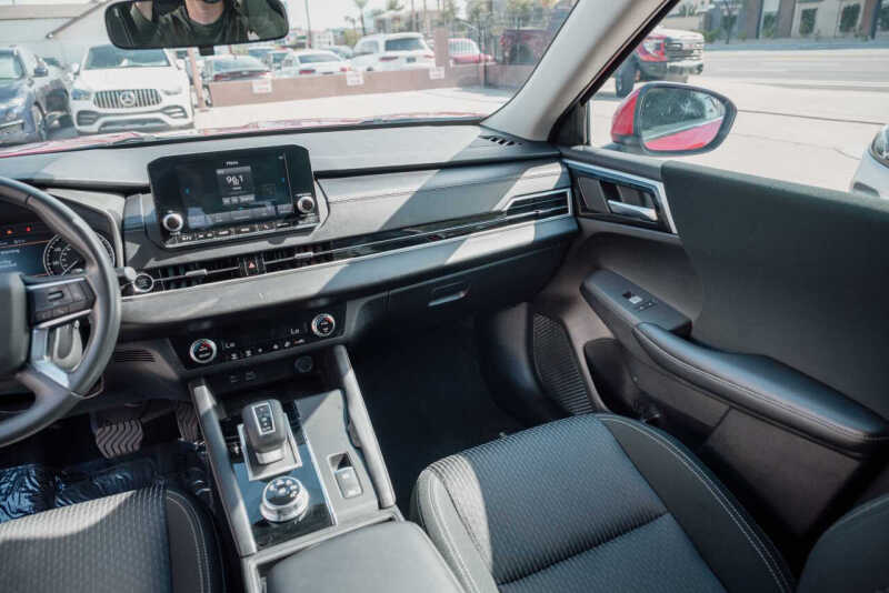 2022 Mitsubishi Outlander ES