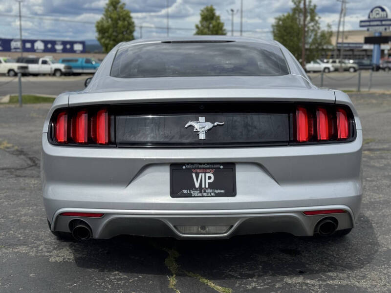 2015 Ford Mustang V6