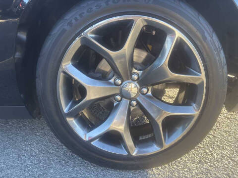 2016 Dodge Challenger SXT Plus