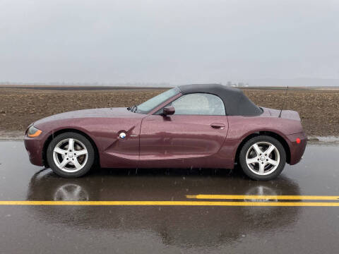2004 BMW Z4 for sale at M AND S CAR SALES LLC in Independence OR