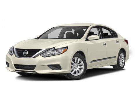 2016 Nissan Altima for sale at WOODLAKE MOTORS in Conroe TX