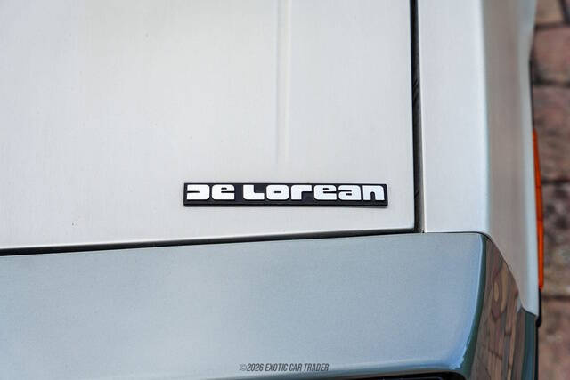 1981 DeLorean DMC-12
