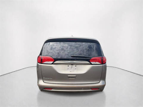 2017 Chrysler Pacifica LX