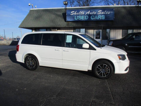 2015 Dodge Grand Caravan for sale at SHULTS AUTO SALES INC. in Crystal Lake IL