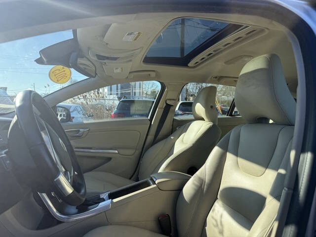 2015 Volvo V60 T5 Drive-E Premier