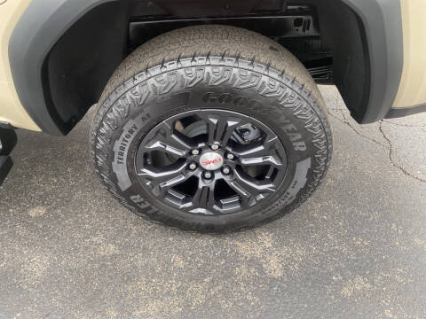 2024 GMC Canyon Elevation