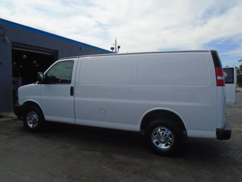 2018 Chevrolet Express 2500