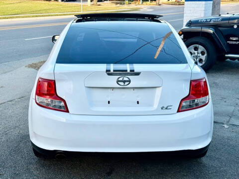 2011 Scion tC