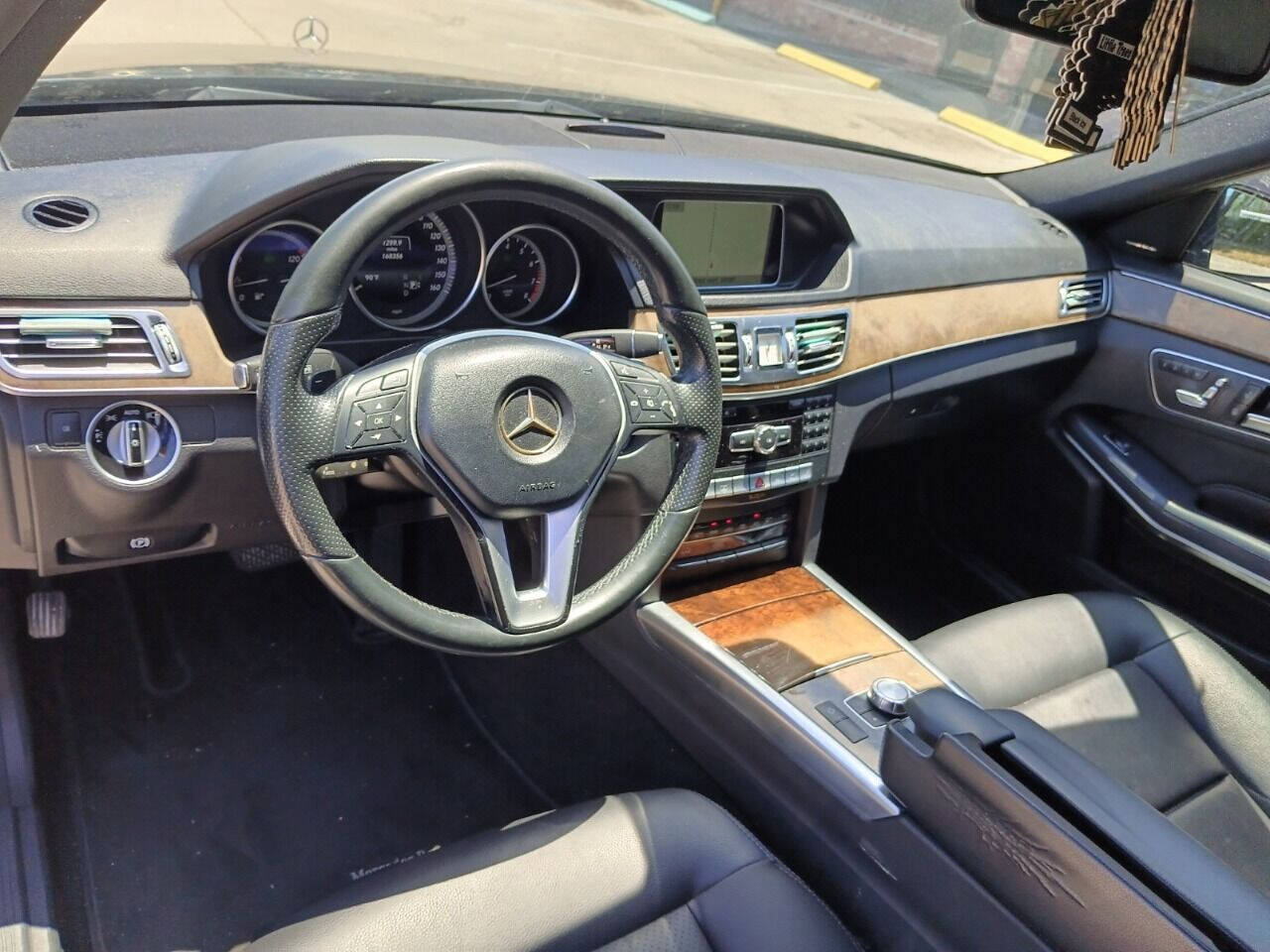 2015 MERCEDES-BENZ E-Class Sedan - $9,950