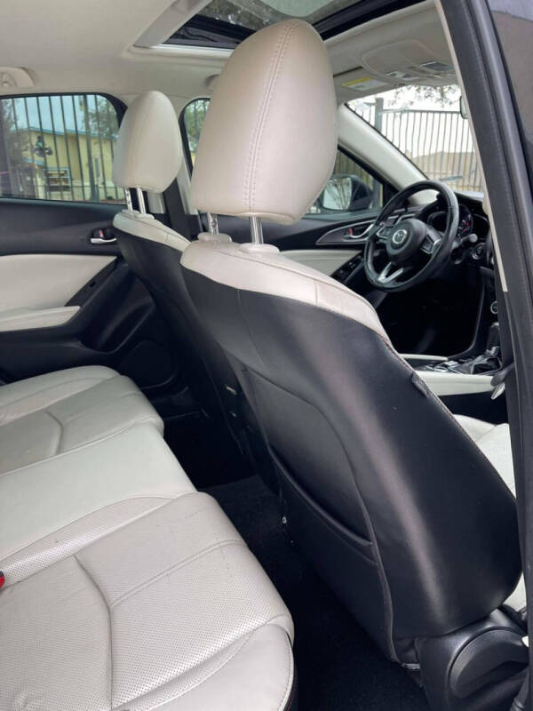 2018 Mazda MAZDA3 Grand Touring