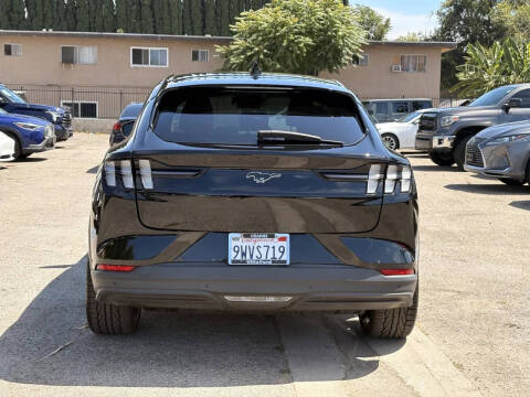2021 Ford Mustang Mach-E Select