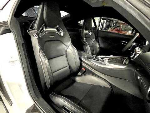 2016 Mercedes-Benz AMG GT S