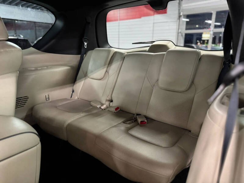 2023 Infiniti QX80 Sensory