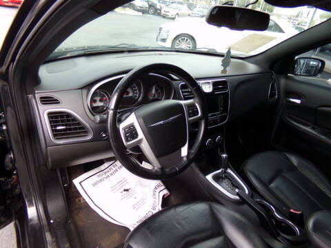 2011 Chrysler 200 Limited