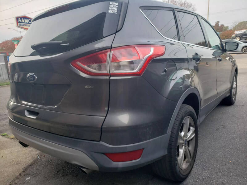 2015 Ford Escape SE photo 7