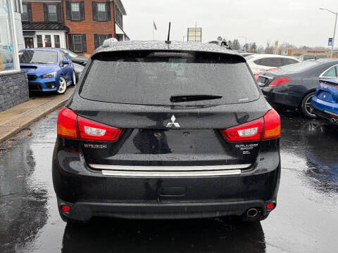 2016 Mitsubishi Outlander Sport 2.4 SEL
