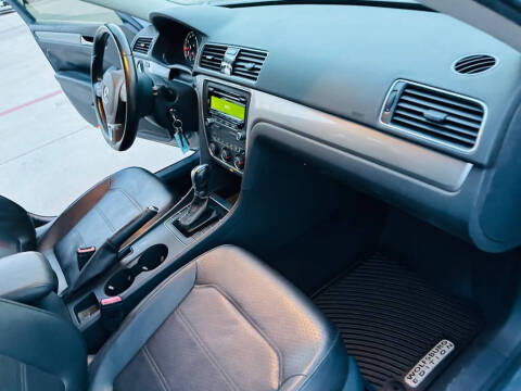 2014 Volkswagen Passat 1.8T S