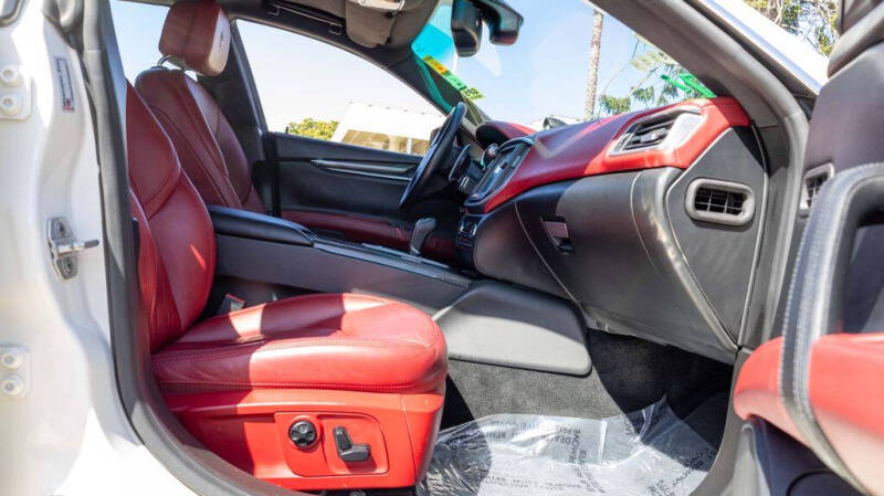 2015 Maserati Ghibli S Q4