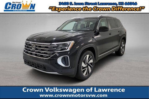 2024 Volkswagen Atlas for sale at Crown Automotive of Lawrence Kansas in Lawrence KS