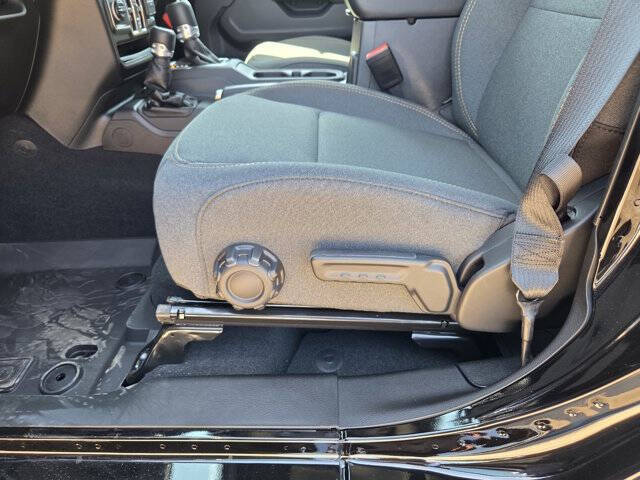 2025 Jeep Gladiator Sport S