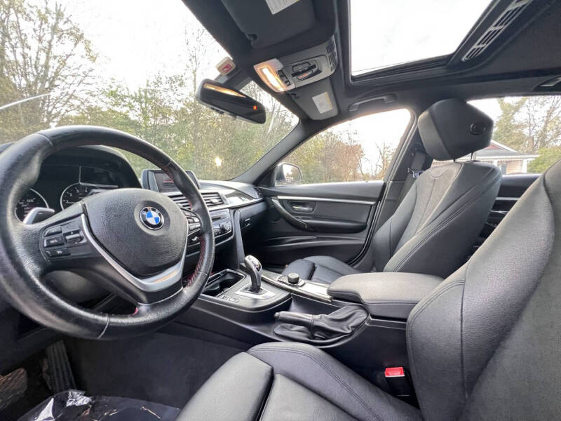 2018 BMW 3 Series 330i
