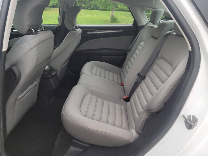 2015 Ford Fusion S