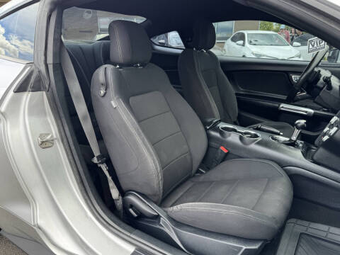 2015 Ford Mustang V6