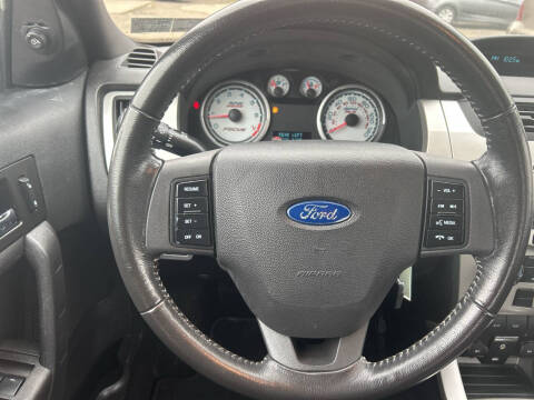 2011 Ford Focus Sport SES