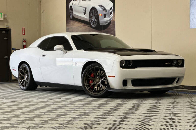 2015 Dodge Challenger SRT Hellcat