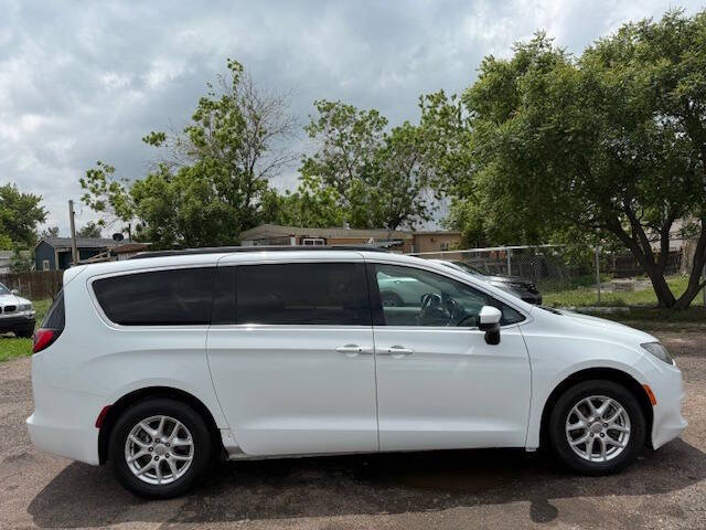 2020 Chrysler Voyager LXi