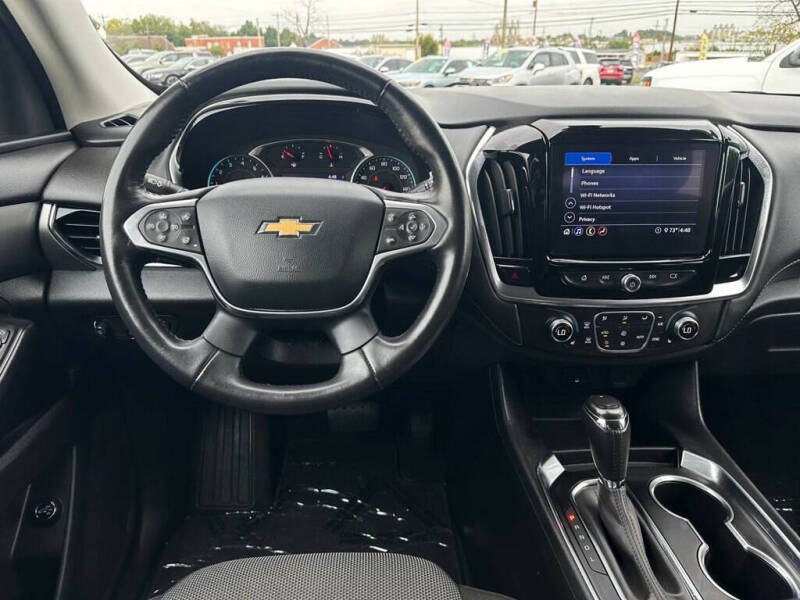 2020 Chevrolet Traverse LT Cloth
