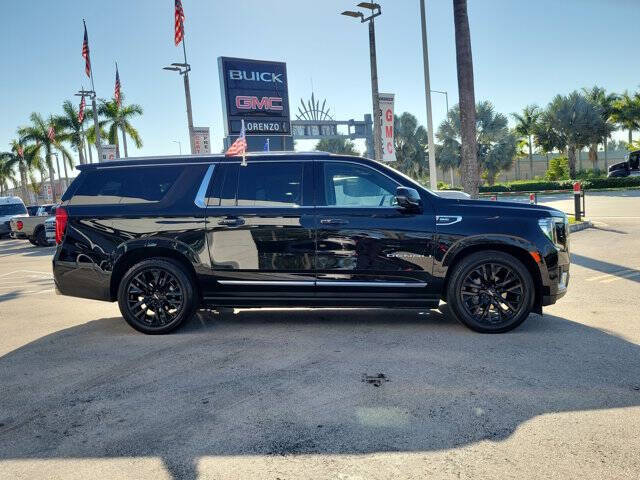 2022 GMC Yukon XL Denali