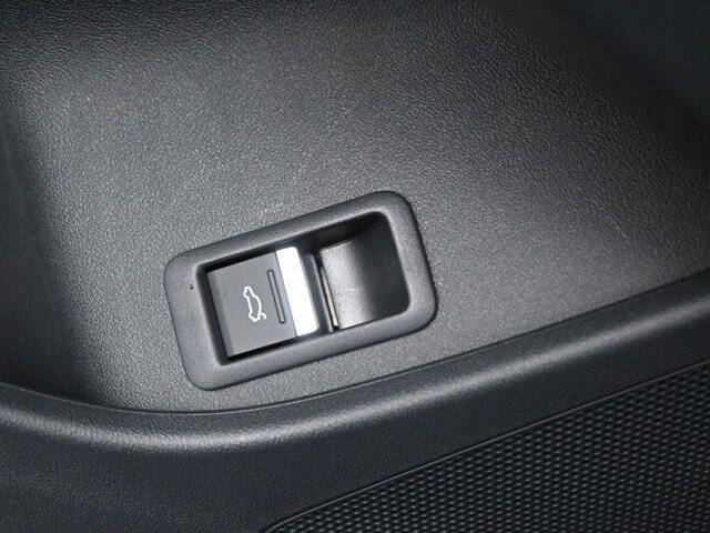 2025 Audi Q4 e-tron Premium Plus 45