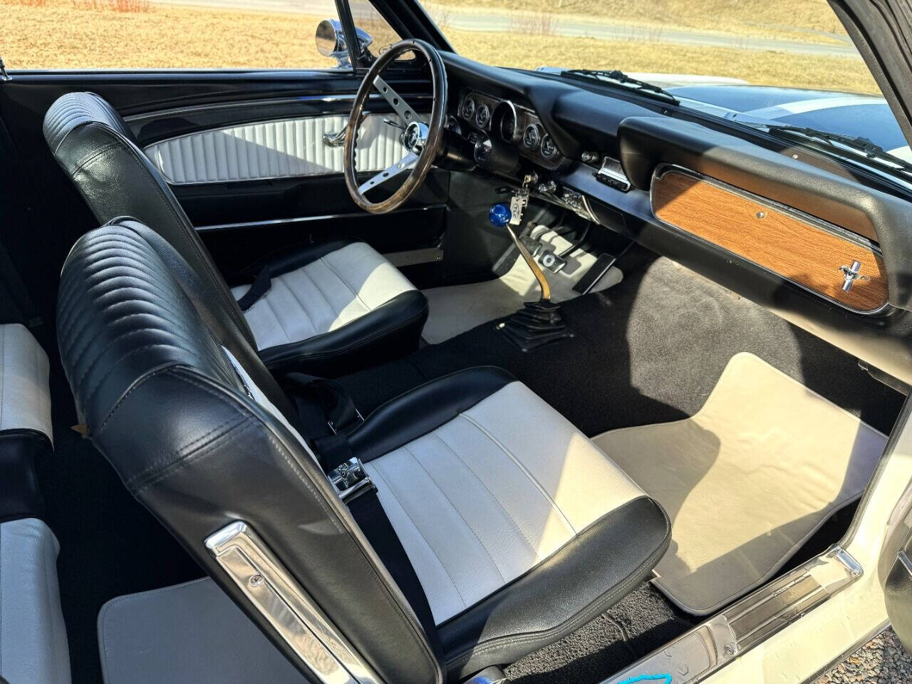 1965 Ford Mustang 44