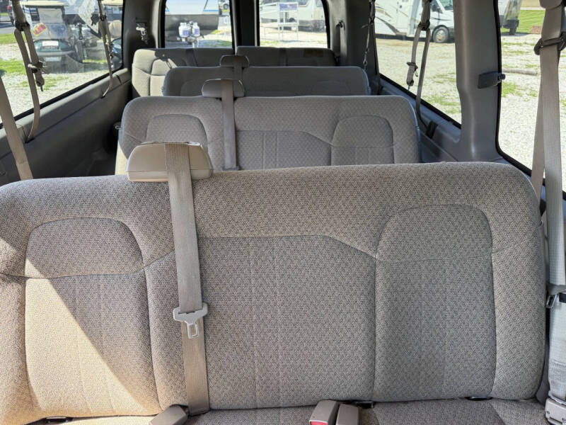 2017 Chevrolet Express LT 3500