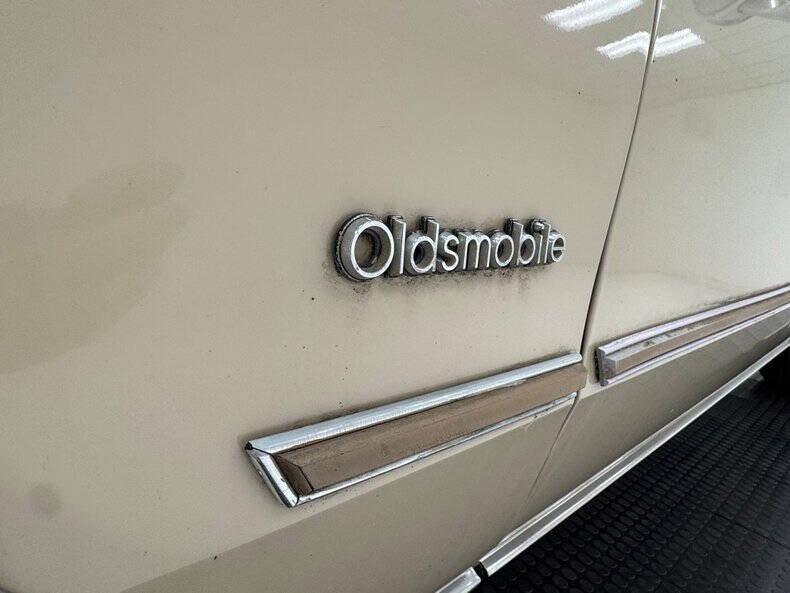 1985 Oldsmobile Toronado Brougham