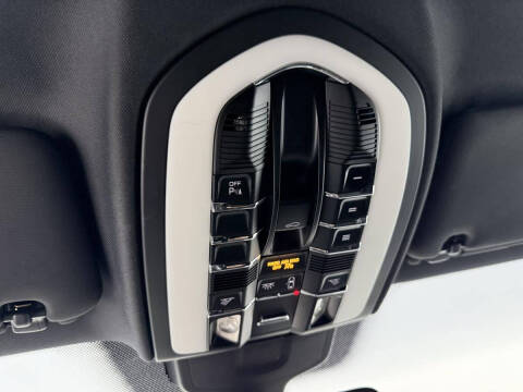 2015 Porsche Cayenne S